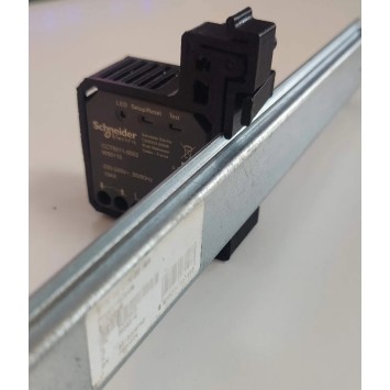 Support DIN pour Schneider Wiser (CT....-0002)